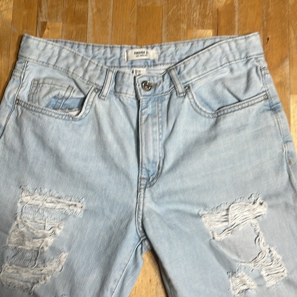 Forever 21 distressed jeans - Picture 5 of 10